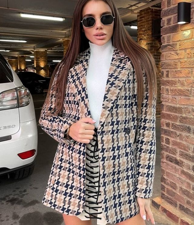 Як обрати твідовий жакет і з чим його носити - фото 483187