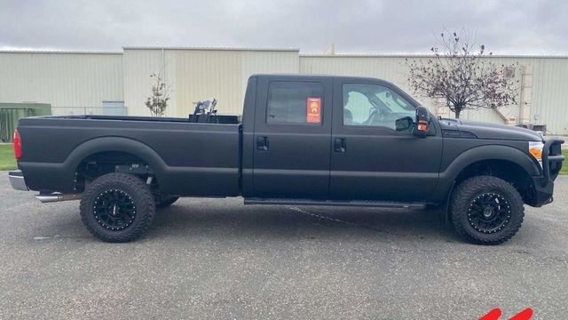 Каньє Вест влаштував розпродаж свого автопарку: які машини підуть з молотка - фото 483327