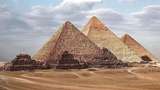 Мандрівниця здала точку, звідки можна зробити ідеальне фото на фоні єгипетських пірамід