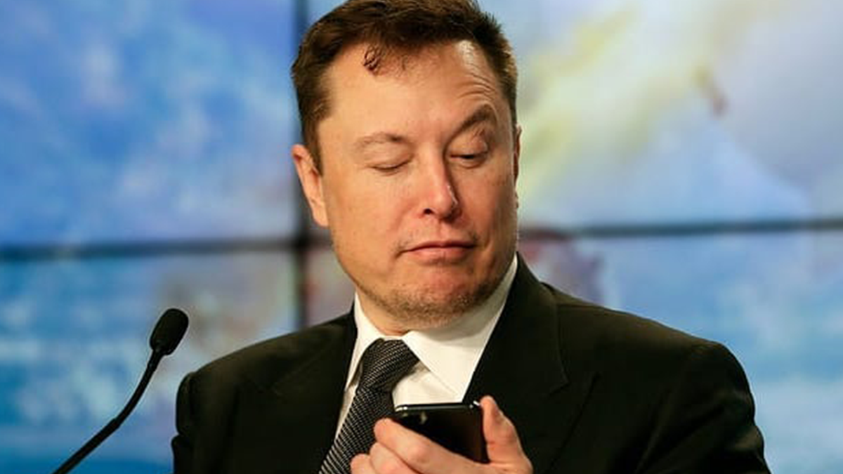 Ілон Маск змінив ім'я у Twitter: як тепер підписаний мільярдер