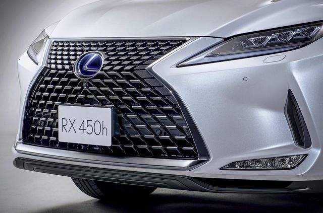 Lexus запустила продаж двох нових виконань кросовера RX: фото - фото 483771
