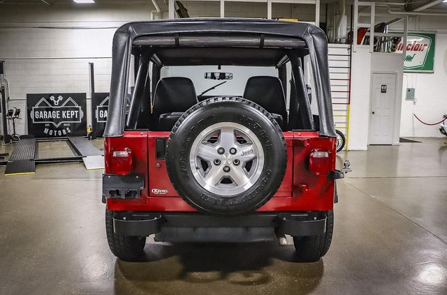 Чому цей 34-річний Jeep Wrangler продають дорожче за новий - фото 484441