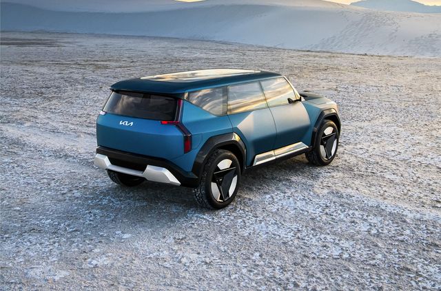 Заряджається швидше за смартфон: представлено електрокар Kia EV9 - фото 485046