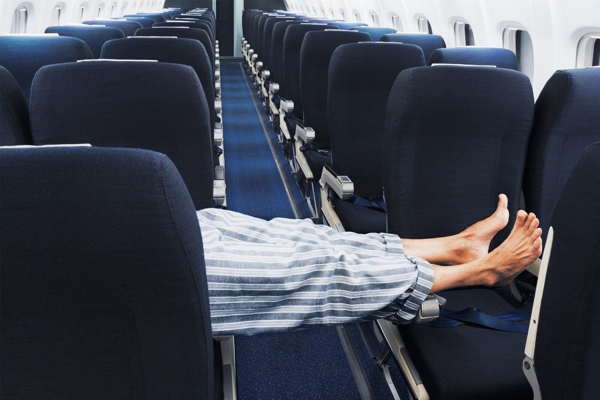 Як отримати більше місця для ніг у літаку: хитрість для мандрівників