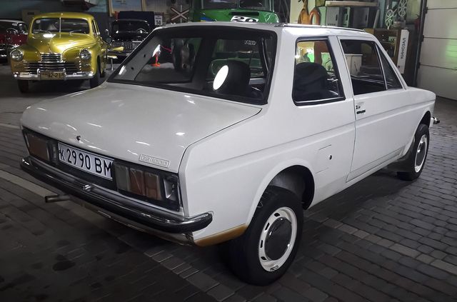 Подивіться на ЗАЗ із 70-х у майже ідеальному стані з України - фото 485203