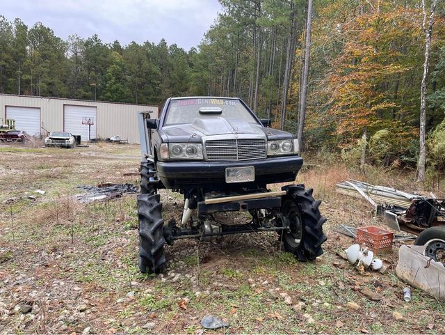 У США збудували шалений всюдихід для грязьової вечірки з класичного Mercedes-Benz - фото 485796