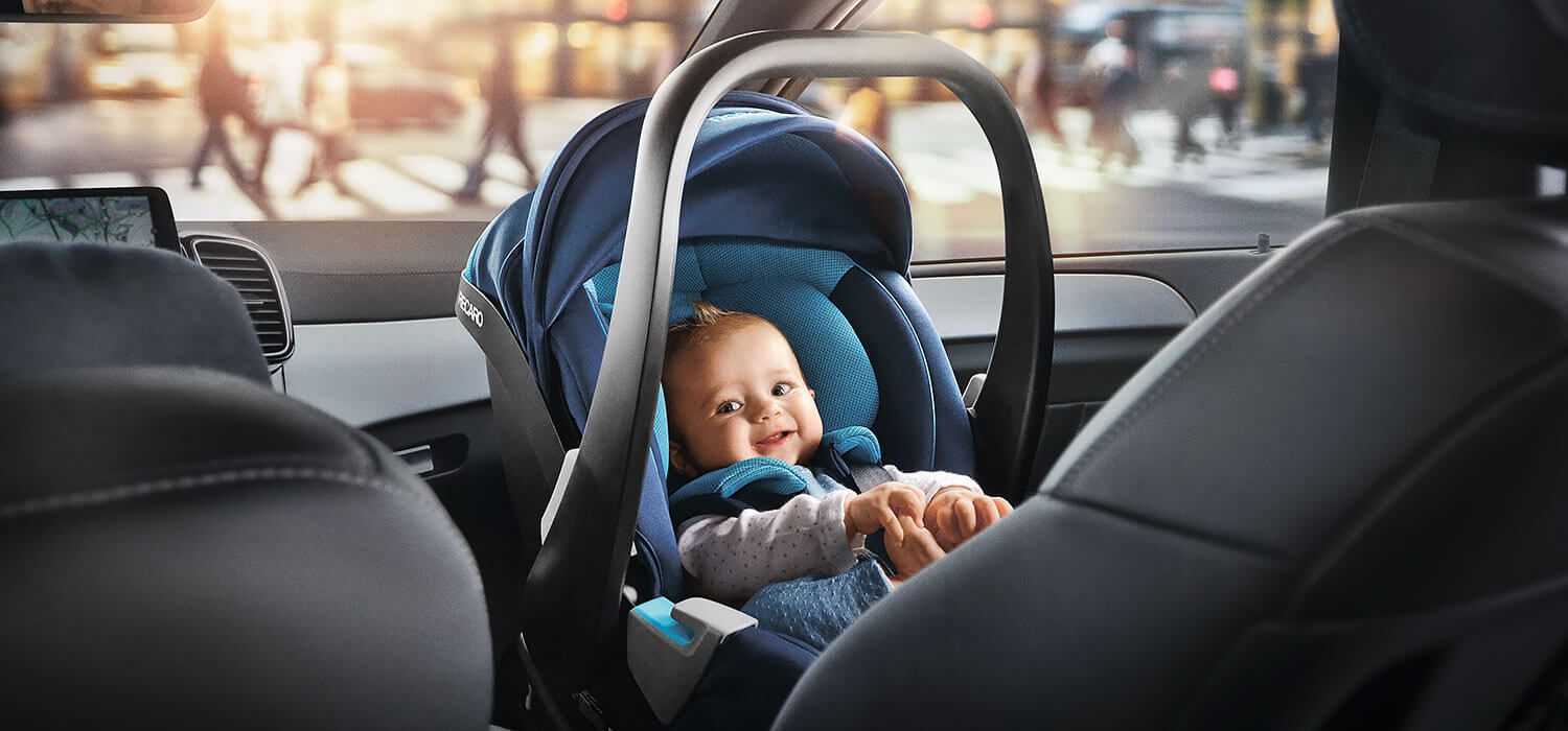 Який штраф за перевезення дітей у машині без автокрісла: названі суми