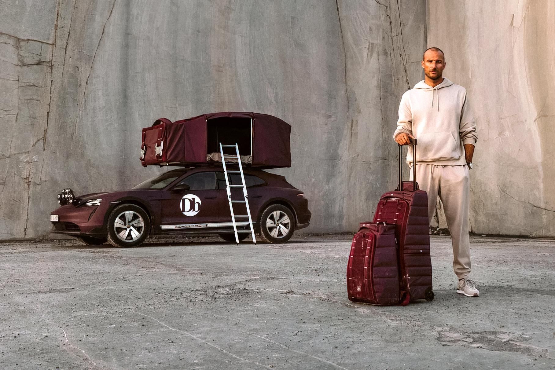 Porsche Taycan перетворили на мінікемпер: його ціна вражає