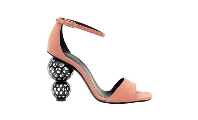 Hermès представив різдвяну колекцію аксесуарів і товарів для дому: що до неї входить - фото 485970