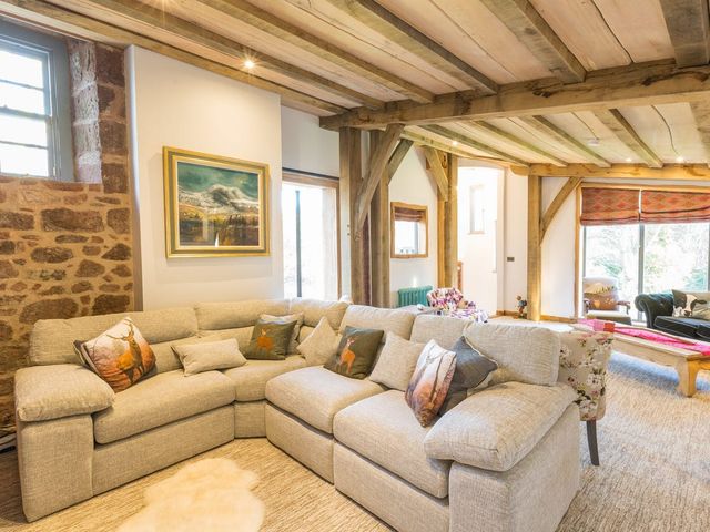 У Шотландії здають в оренду замок 14 століття - фото 486078