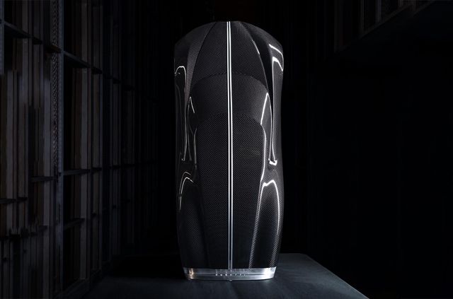 Як виглядає шампанське від Bugatti та скільки воно коштує - фото 486190