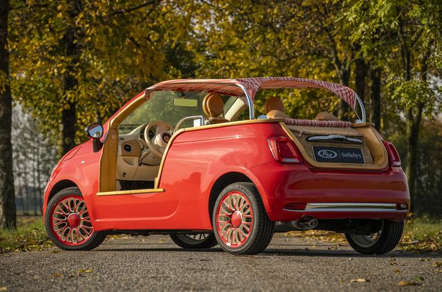 З молотка пустять пляжний Fiat 500: чим він відрізняється від звичайного - фото 486486