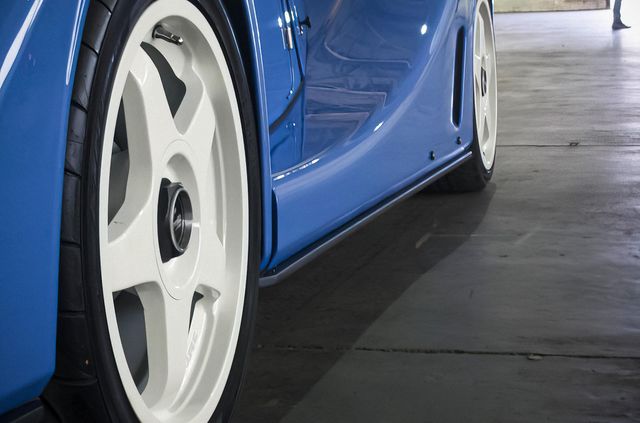 Це авто повністю зібрали з непотрібних деталей - фото 486621