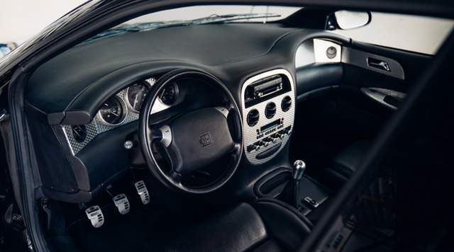 У Німеччині продають рідкісний седан Bugatti EB 112: таких усього 3 на планеті - фото 486916