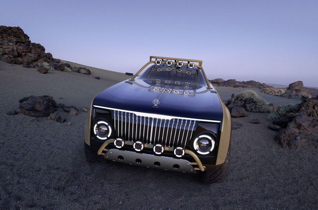 Подивіться на 6-метровий Mercedes-Maybach: навіщо в салоні сокира - фото 486958