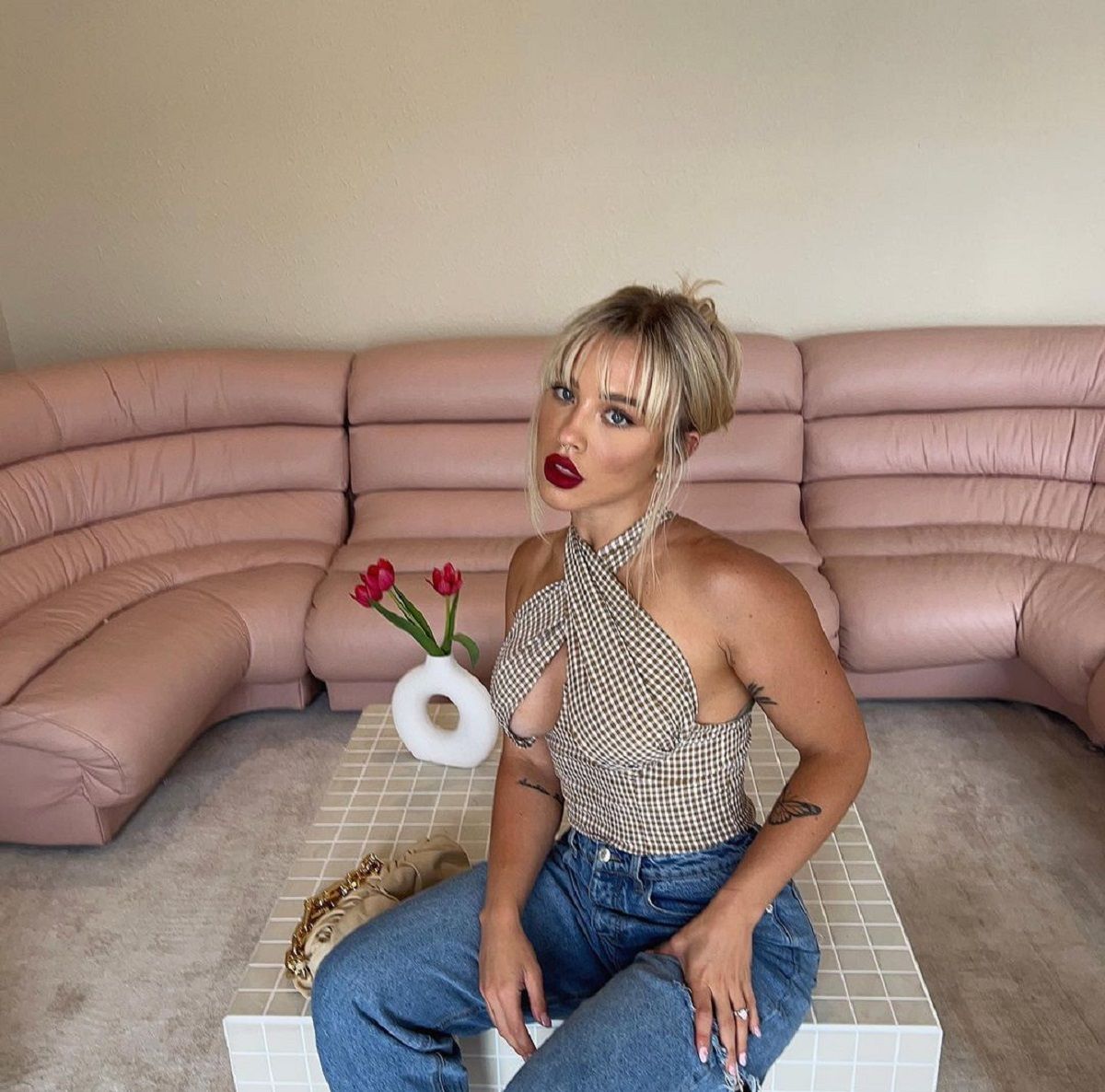 Теммі Хемброу захопила новими фото - фото 1