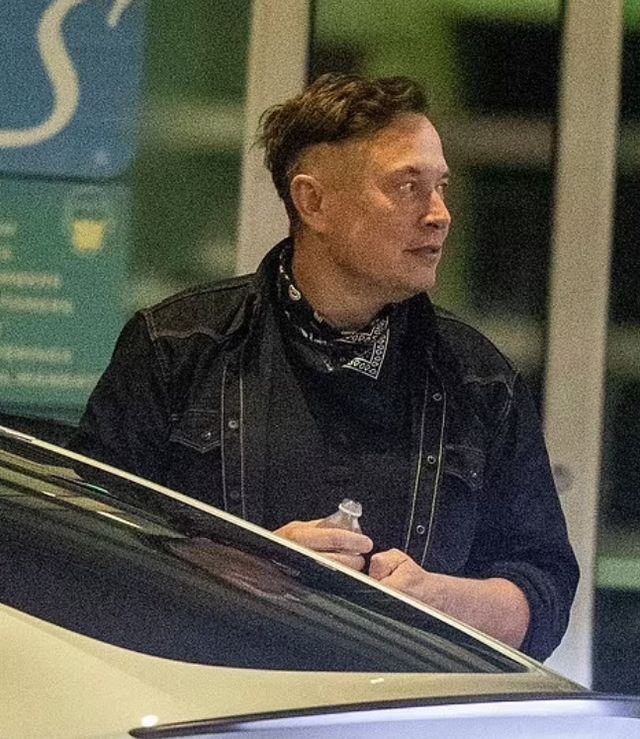 Ілон Маск несподівано змінив зачіску: мережа сміється з нового іміджу мільярдера - фото 487206