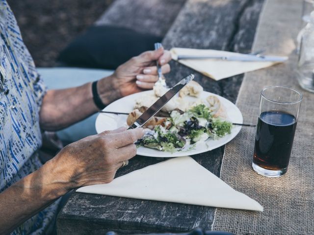 5 найкорисніших продуктів для тих, кому за 50 - фото 487284