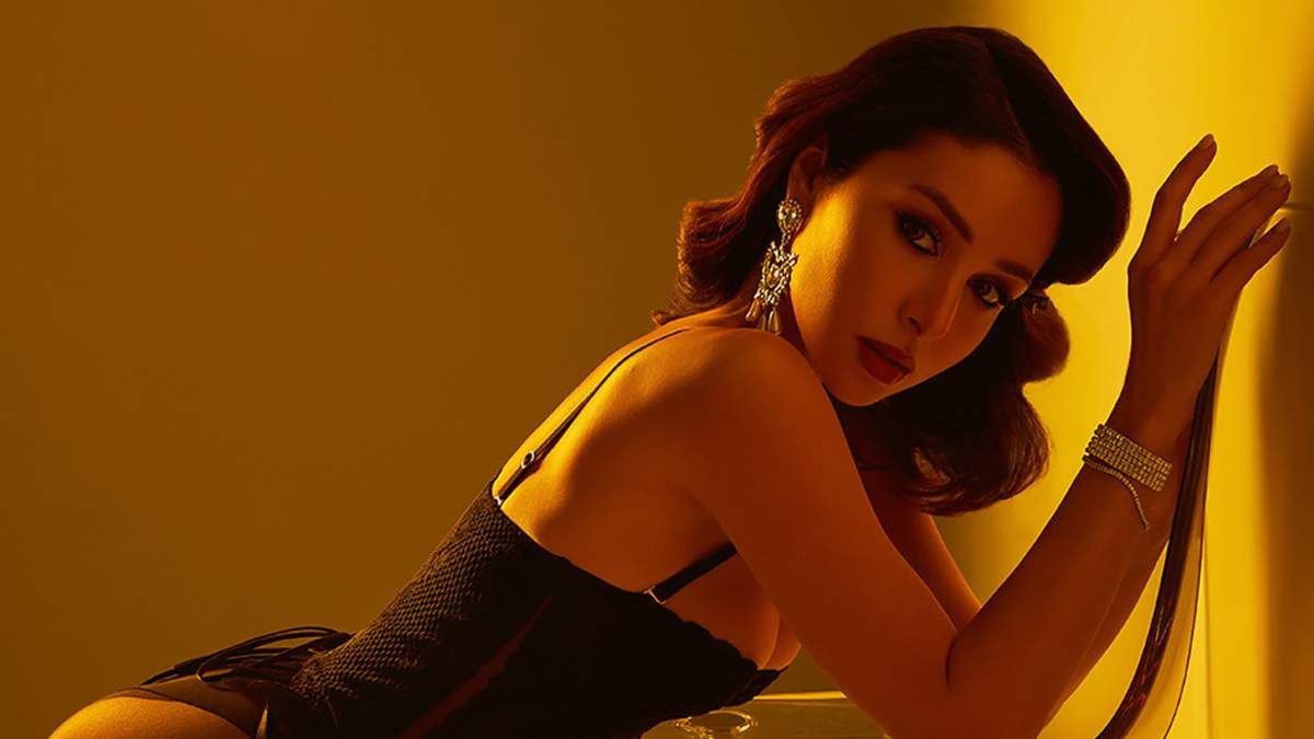 "Зіпсувала собі репутацію назавжди": Злату Огнєвіч розкритикували за нові пікантні фото