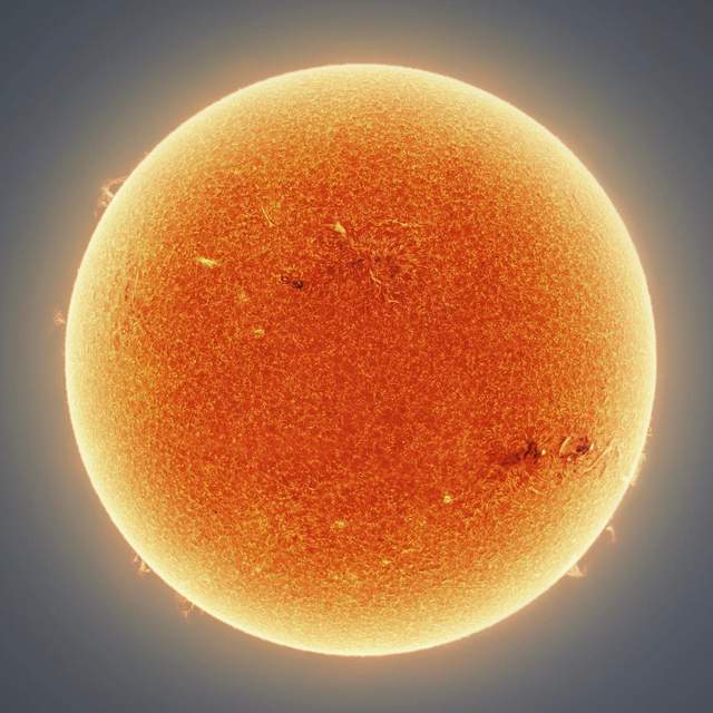 Астроном створив найдеталізованіше фото Сонця в історії - фото 487478