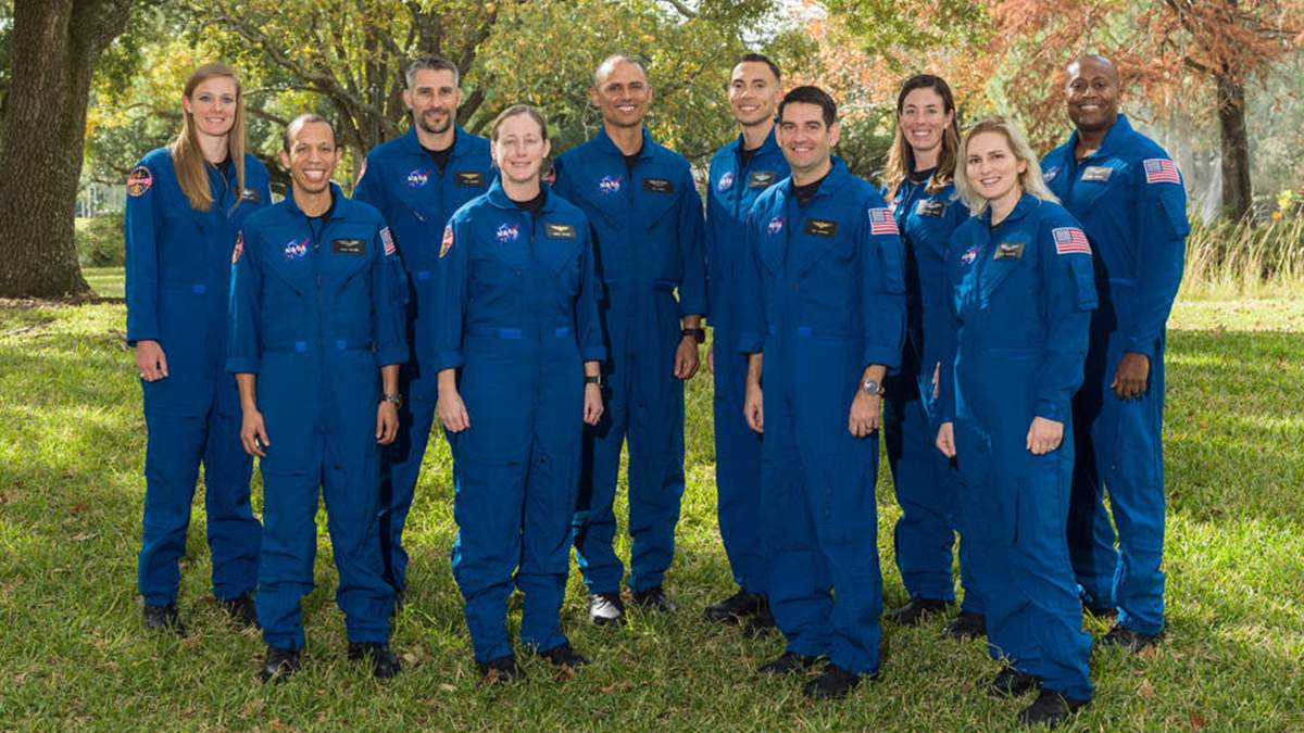 У NASA обрали 10 кандидатів для польоту на Місяць - фото 1