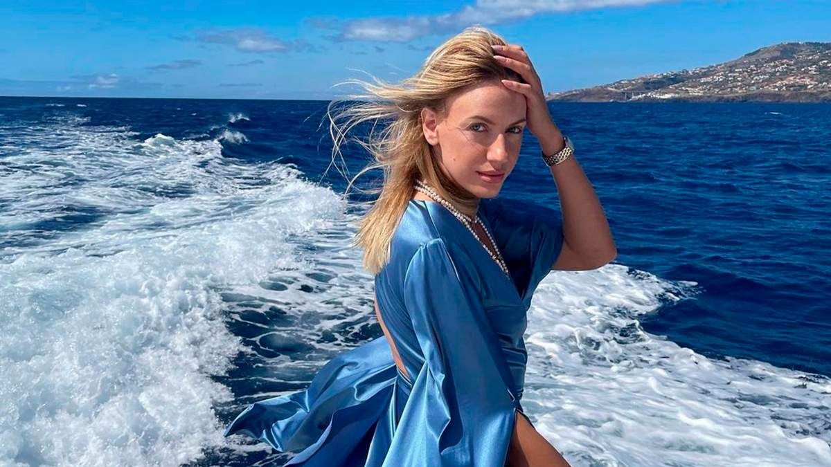 "Гріх такою фігурою не милуватися": Леся Нікітюк без білизни похвалилася тілом