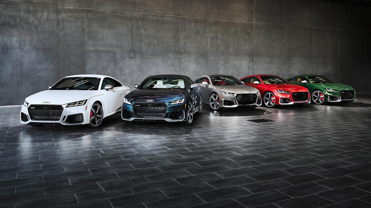 Усього випустять 50 таких Audi TT RS - фото 1