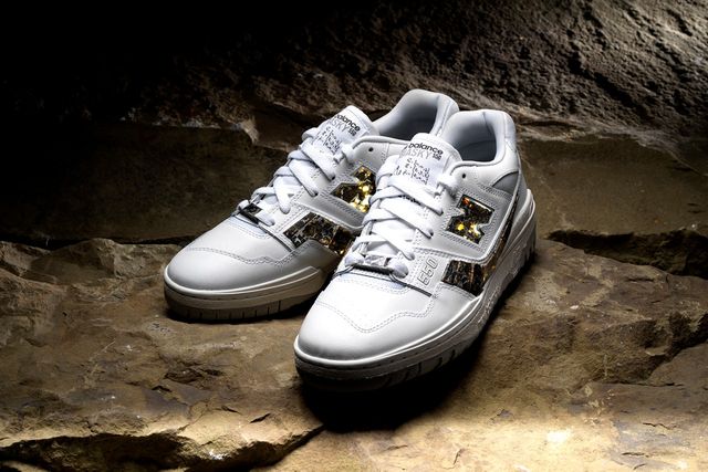 Netflix і New Balance випустили кросівки зі шматочками справжнього метеорита - фото 487755