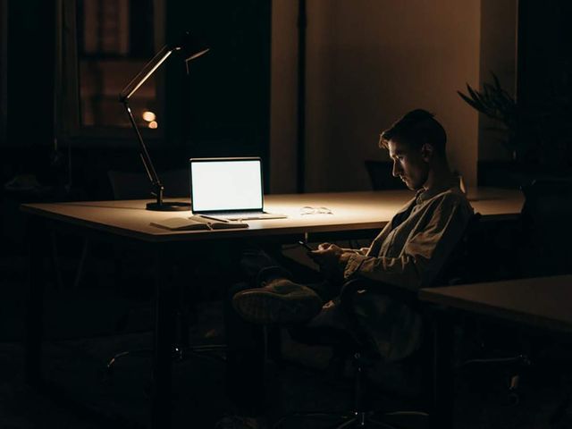 Вчені дали рекомендації працівникам нічної зміни - фото 487777