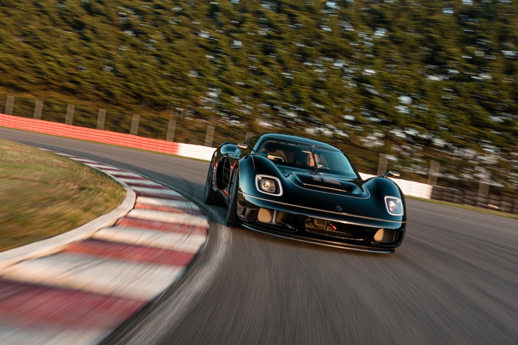 Чемпіон Формули-1 протестував відроджений Lotus Type 62-2