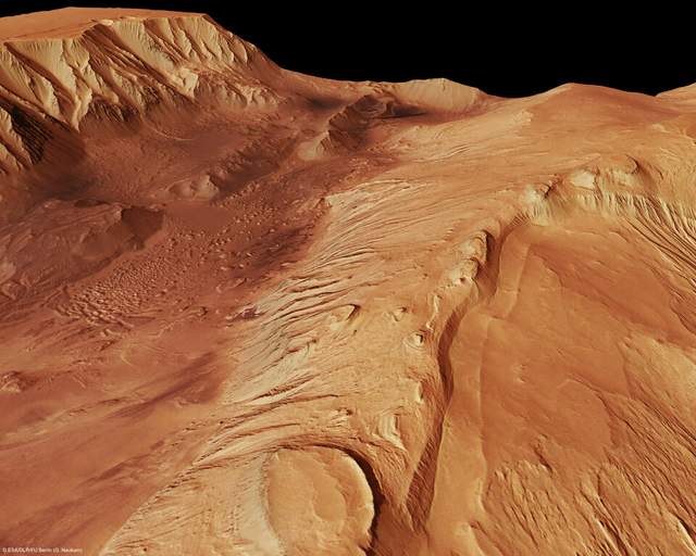 Науковці виявили величезні запаси льоду на Марсі - фото 488403