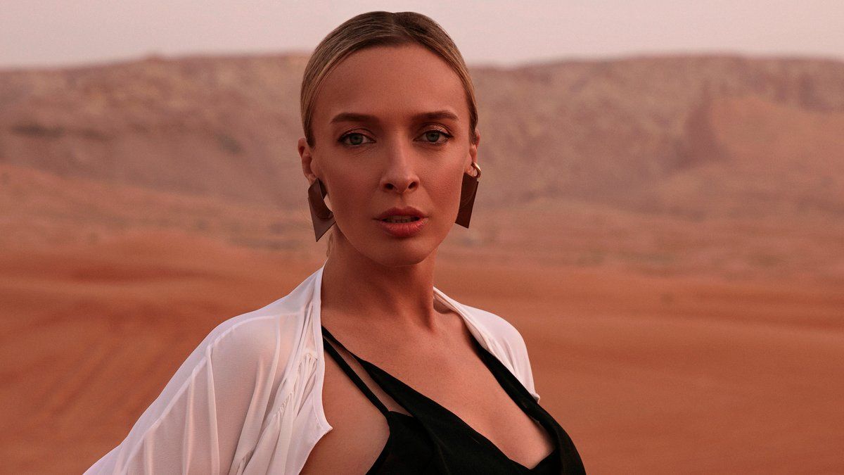 Василиса Фролова - фото 1