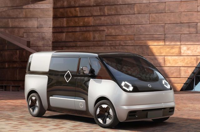 У Китаї представили футуристичні мінівени для таксі: всередині є апарат з напоями - фото 488888