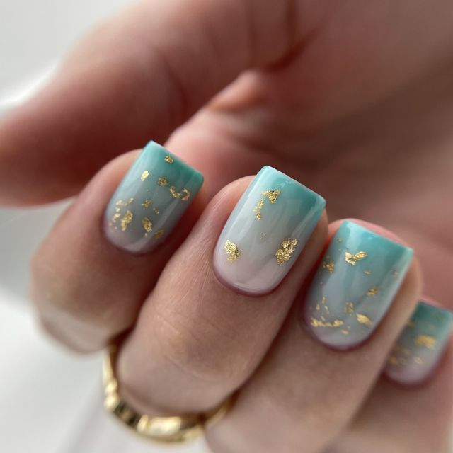 Манікюр на Новий рік 2022: 50 красивих ідей нігтів у фото - фото 488901