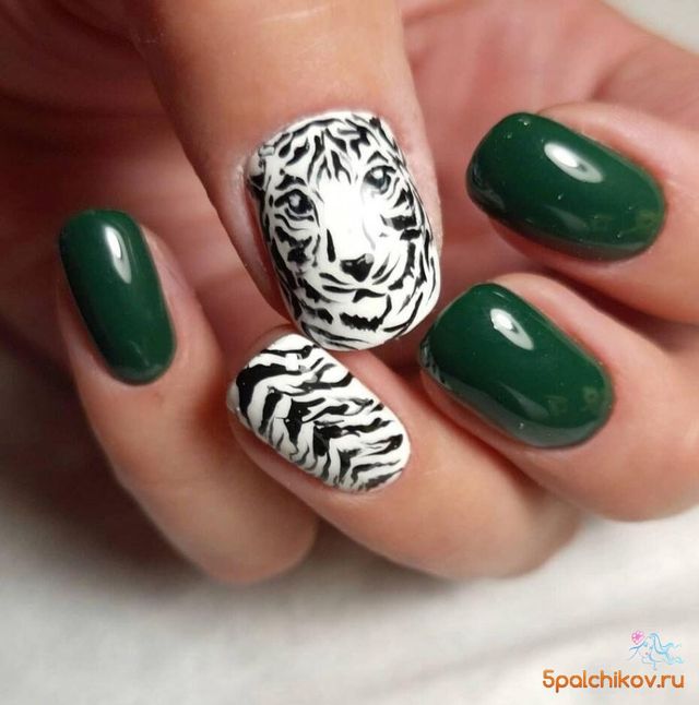 Манікюр на Новий рік 2022: 50 красивих ідей нігтів у фото - фото 488910