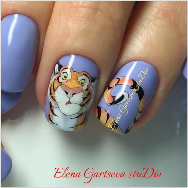 Манікюр на Новий рік 2022: 50 красивих ідей нігтів у фото - фото 488911