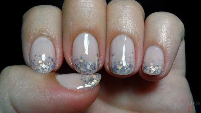 Манікюр на Новий рік 2022: 50 красивих ідей нігтів у фото - фото 488916