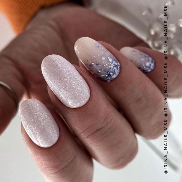 Манікюр на Новий рік 2022: 50 красивих ідей нігтів у фото - фото 488923