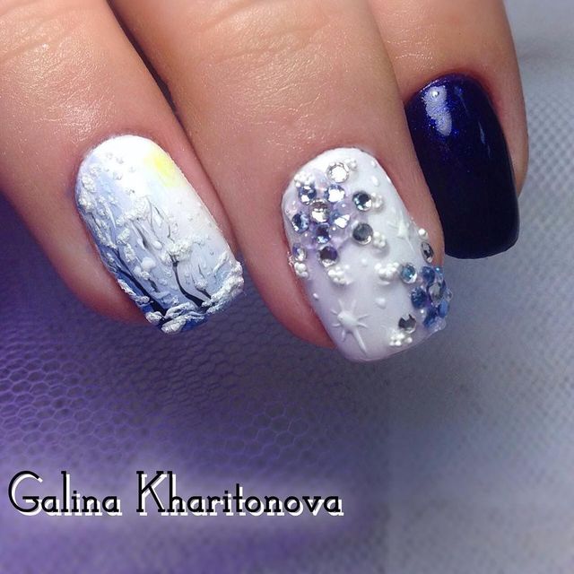 Манікюр на Новий рік 2022: 50 красивих ідей нігтів у фото - фото 488926