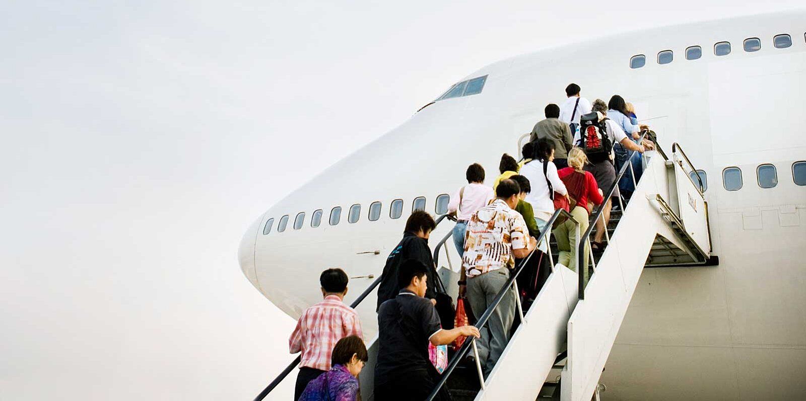 Чому у літак краще сідати одним із перших: хитрість, про яку мало хто задумувався