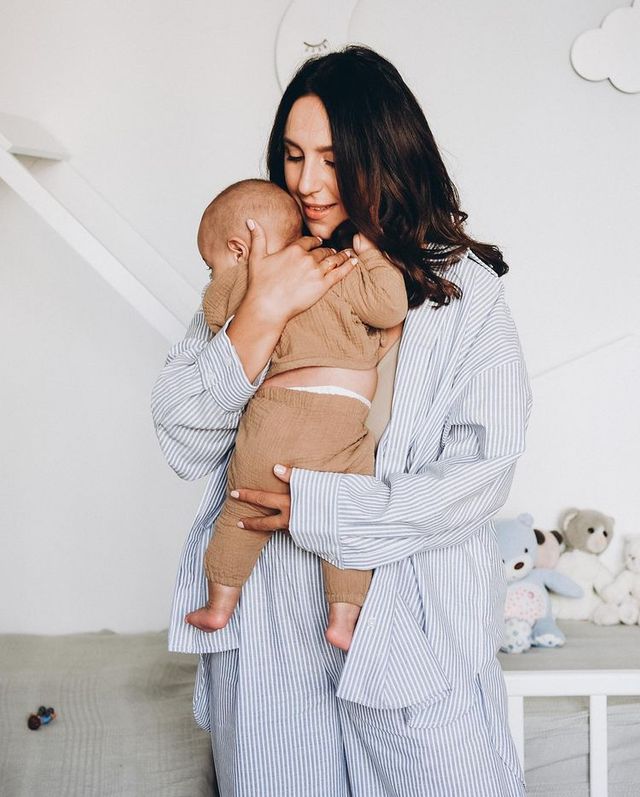 Джамала зворушила Instagram сімейними фото у компанії чоловіка та двох синочків - фото 489035