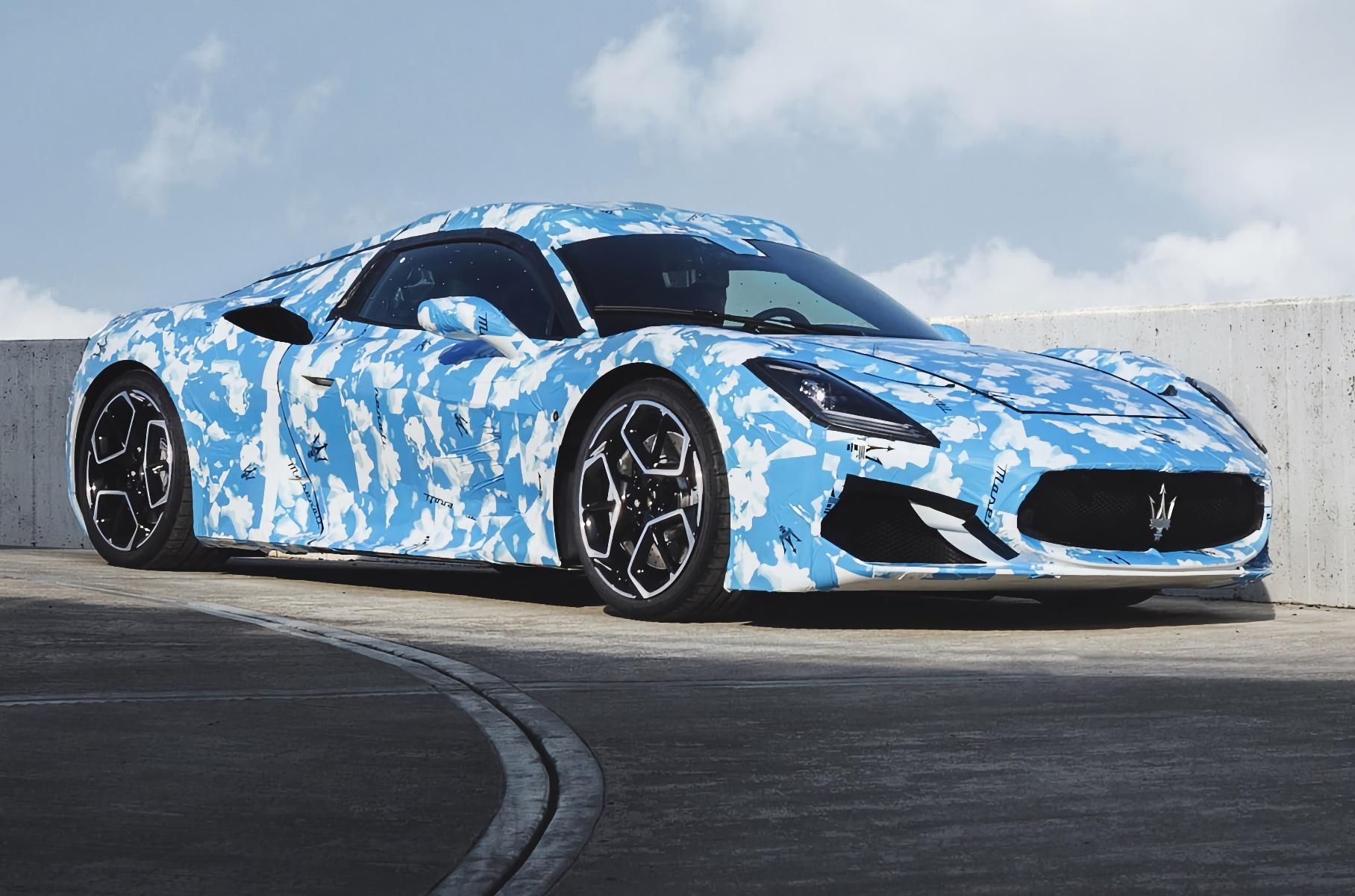 Maserati показала MC20 у кузові родстер: дивіться, як він виглядає