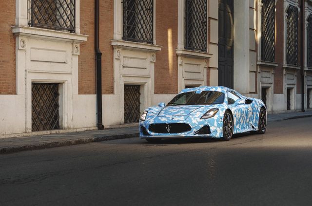 Maserati показала MC20 у кузові родстер: дивіться, як він виглядає - фото 489333