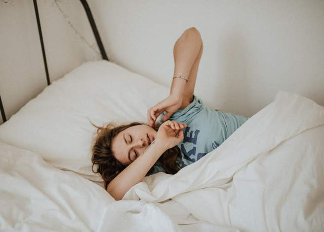 Чому корисно поспати вдень: 5 вагомих причин - фото 489405