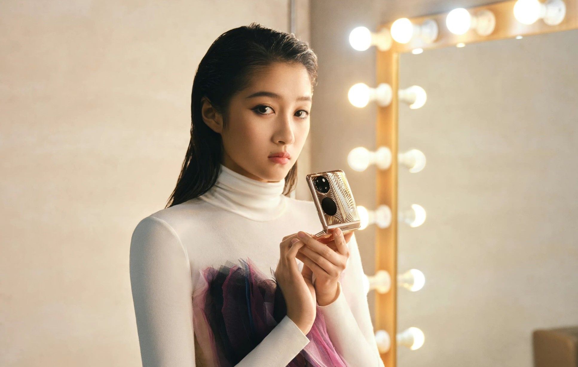 HUAWEI P50 Pocket – перша "жабка" компанії - фото 1