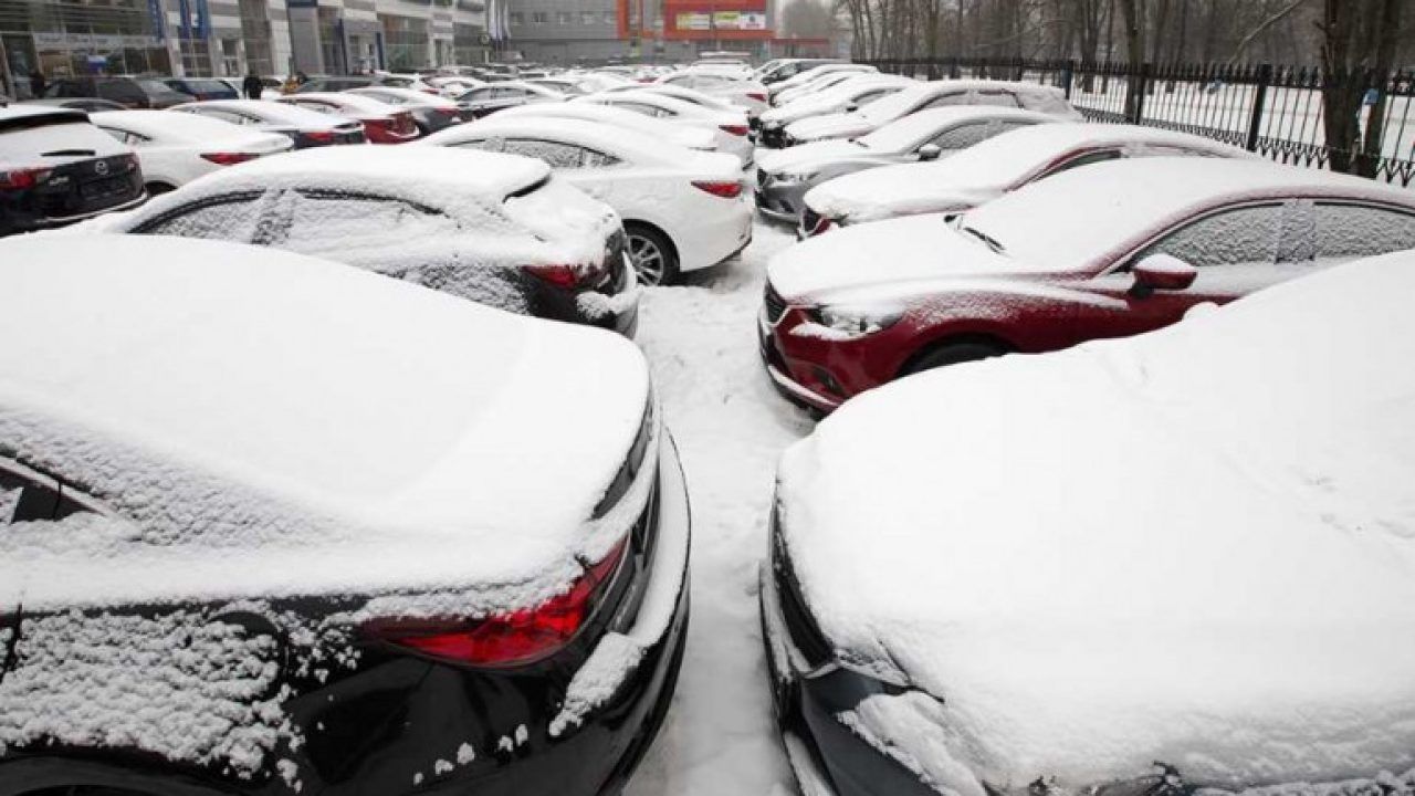 Чоловік оригінально помстився сусідові, який зайняв його місце для паркування - фото 1