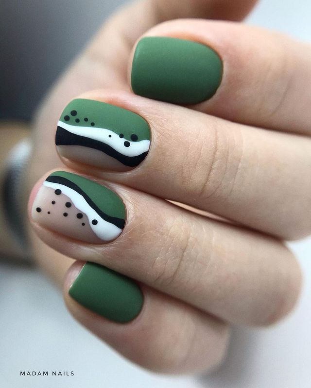 Манікюр на зиму 2022: модні ідеї дизайну нігтів у фото - фото 489778