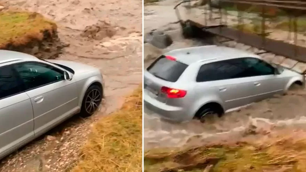 Горе-водій намагався подолати бурхливу річку, але щось пішло не так і зніс пішохідний міст