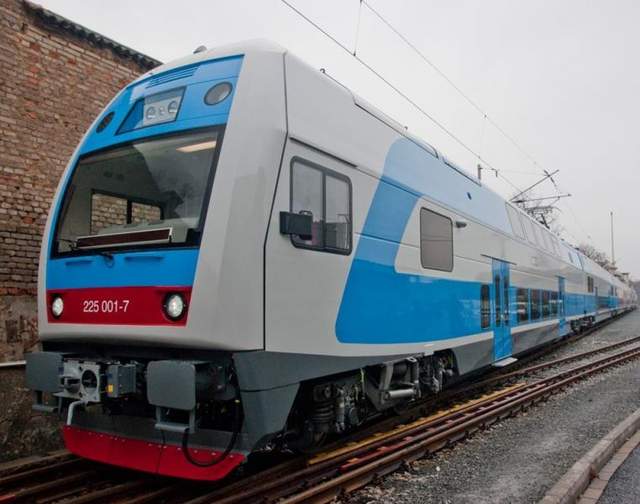 З Києва до Львова їздитиме двоповерховий потяг: дивіться, як він виглядає і що є у вагонах - фото 490096