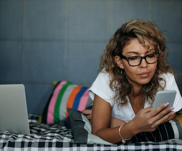 Чому вночі німіють руки і що з цим робити- фото 490228